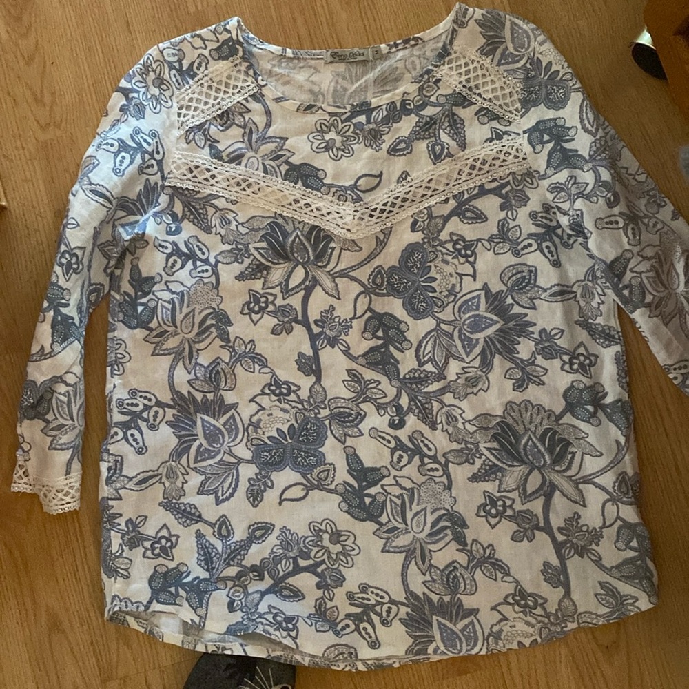 Preowned women’s linen top M Excellent